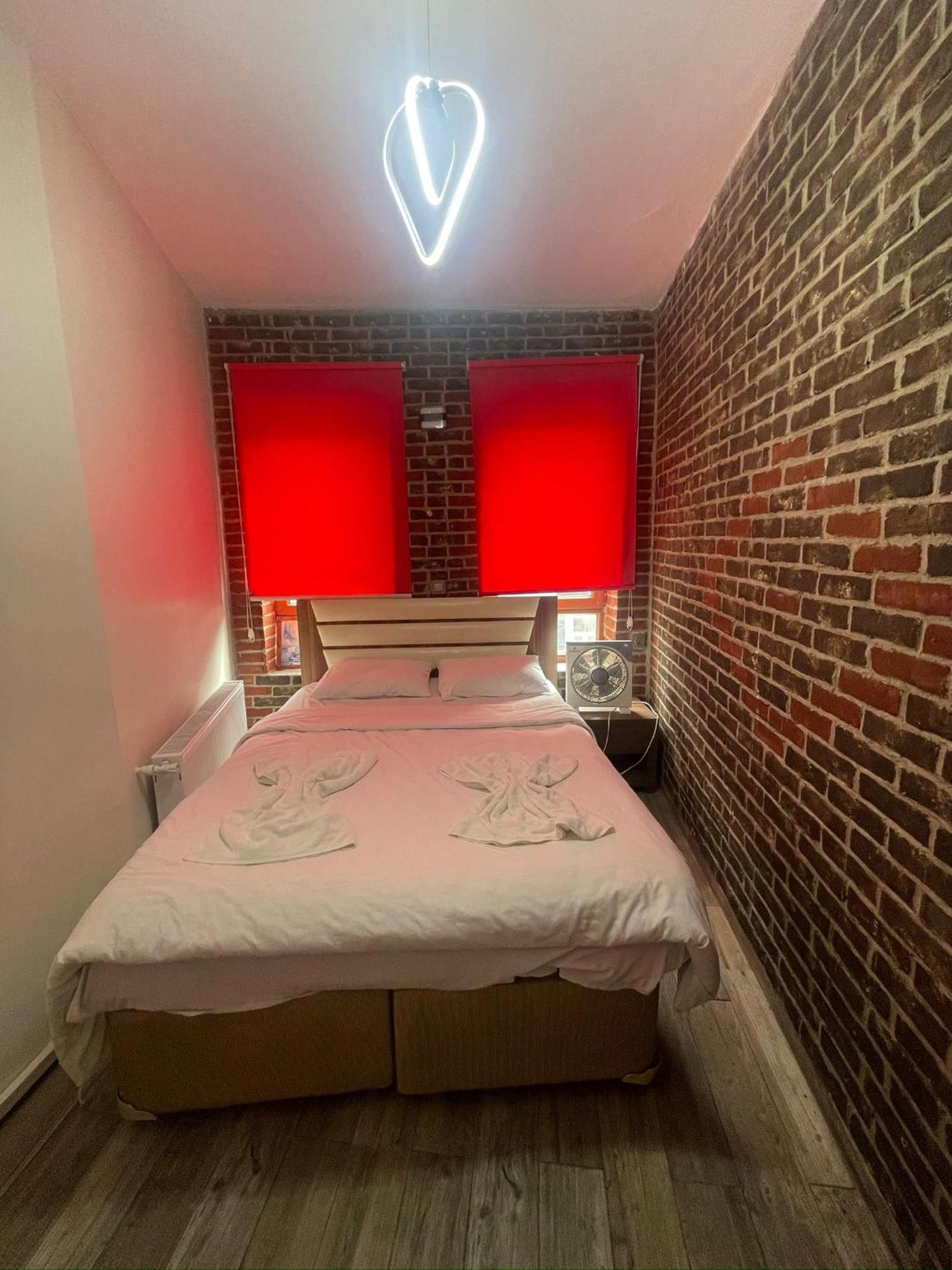 Grand Bella Vista Hostel Истанбул Екстериор снимка